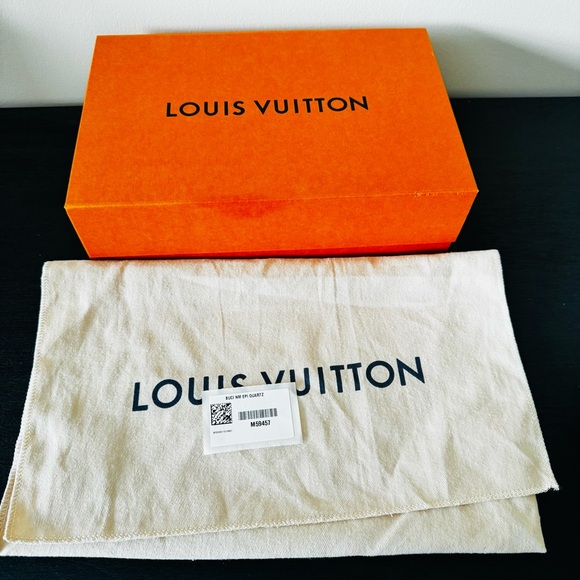 Louis Vuitton Buci crossbody - Picture 15 of 16